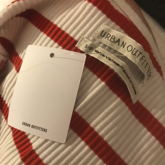 Urban Outfitters Cami crop top - Picture 3 of 3